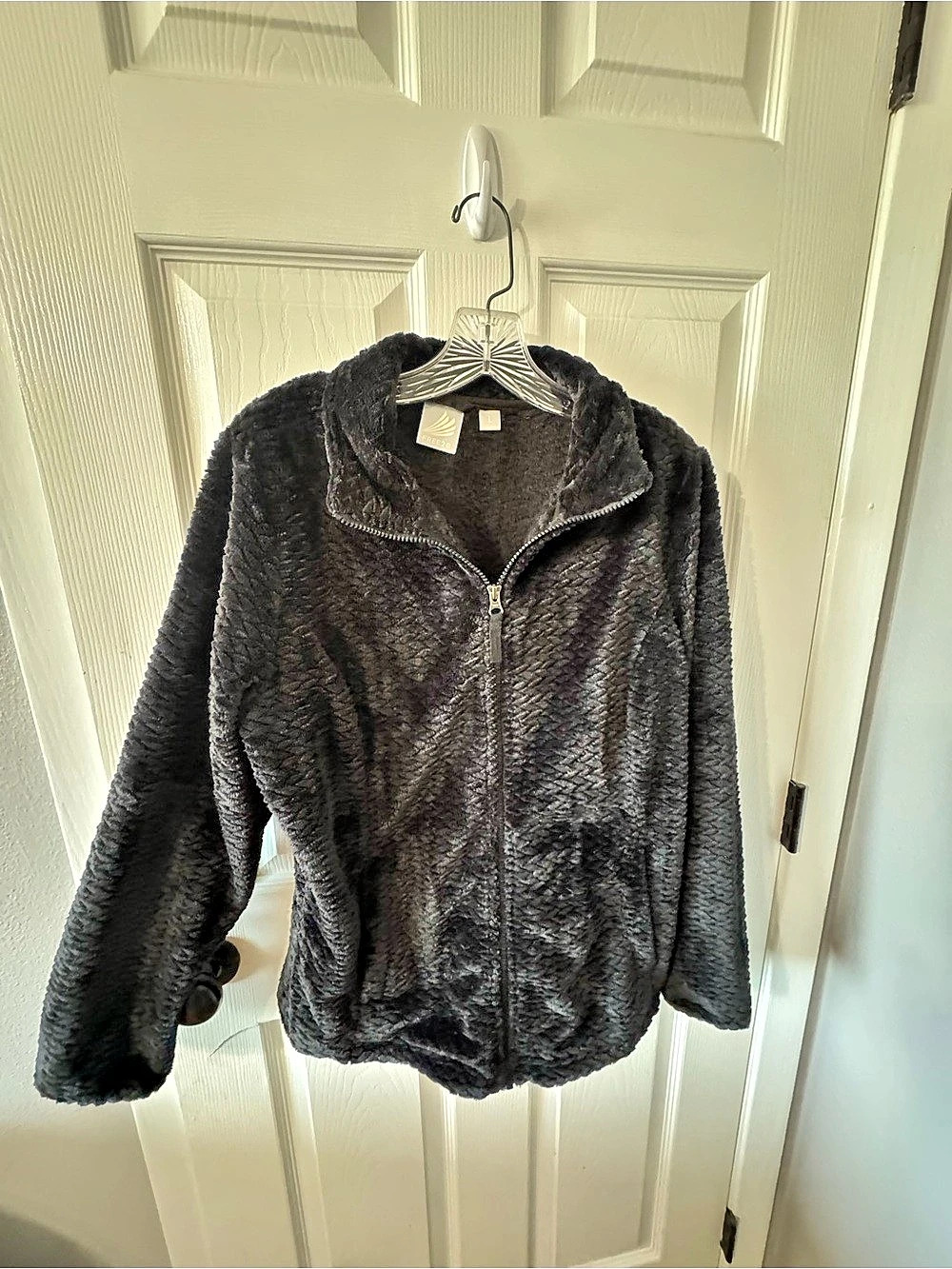 FREE2B Women's Black Teddy Jacket Size Large Like New